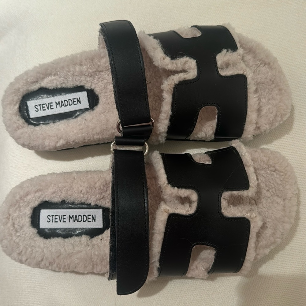Steve Madden sandals size 6 NEW!
